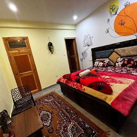 Karma Guest House And Cafe Kalgha Экстерьер фото