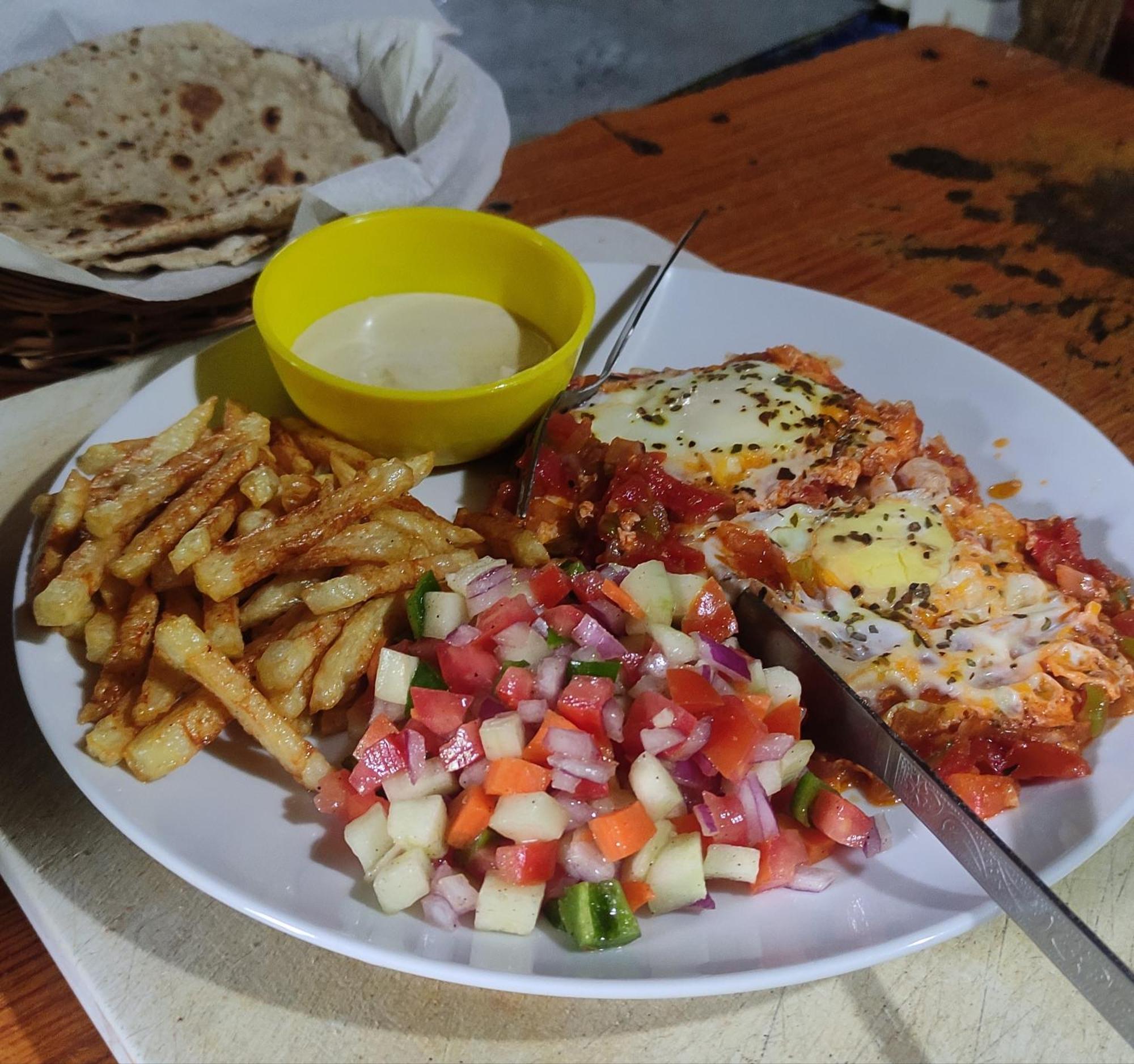 Karma Guest House And Cafe Kalgha Экстерьер фото