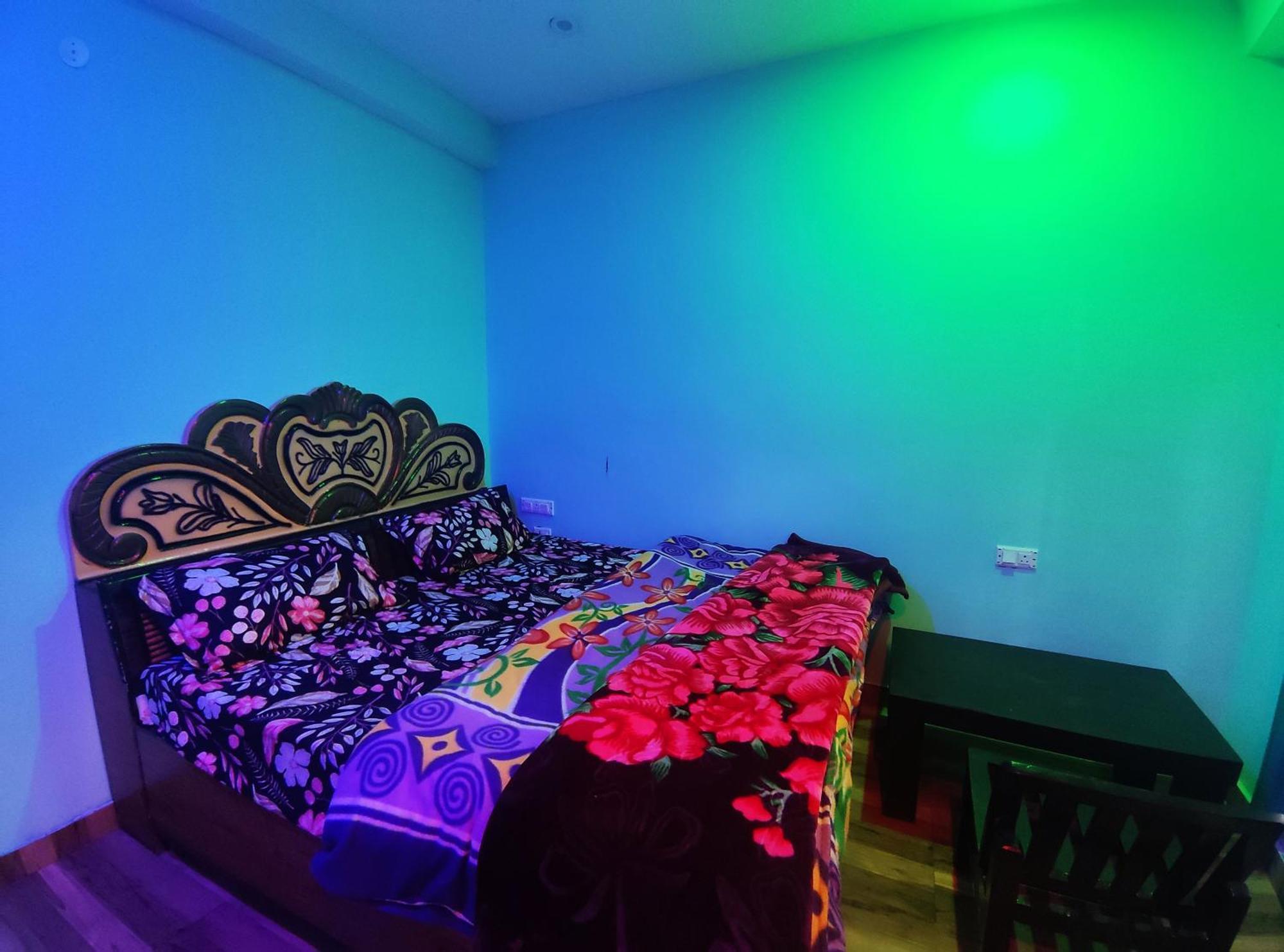 Karma Guest House And Cafe Kalgha Номер фото