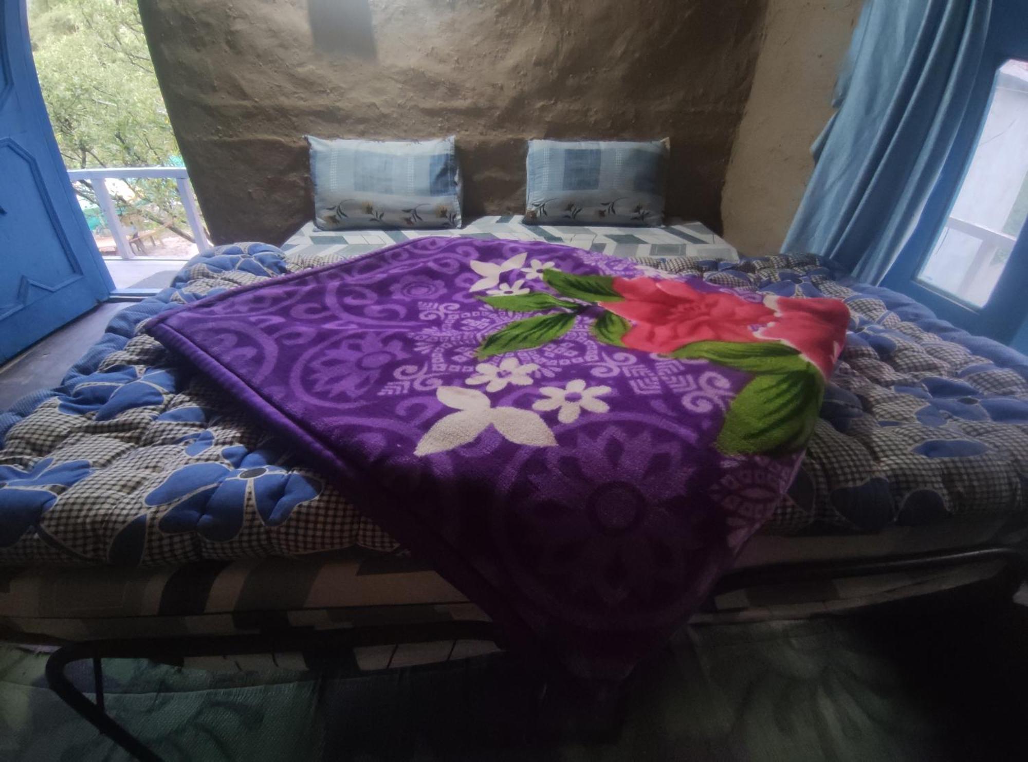 Karma Guest House And Cafe Kalgha Номер фото